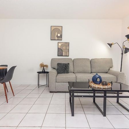 One Bedroom Apartment - With Parking & Balcony - Heart Of Wynwood Miami Kültér fotó