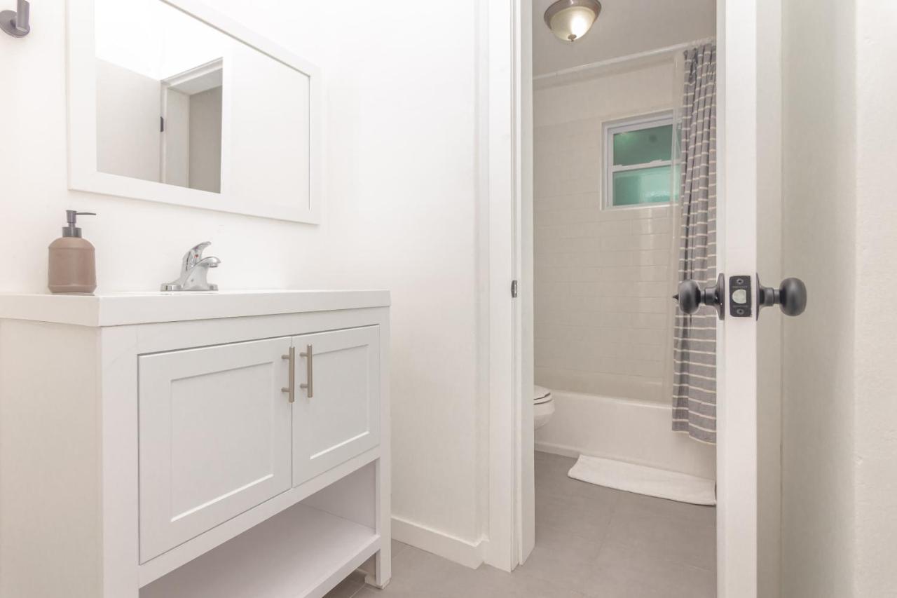 One Bedroom Apartment - With Parking & Balcony - Heart Of Wynwood Miami Kültér fotó